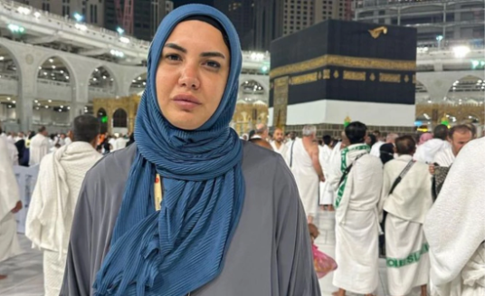 Umre fotoğrafı gündeme oturan Fulya Öztürk isyan etti