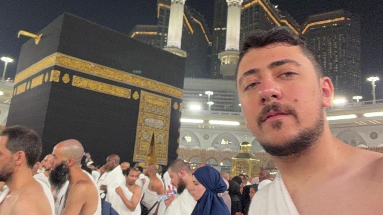 Umreye giden genç anılarını paylaştı! "Türk’üm deyince akan sular duruyor"