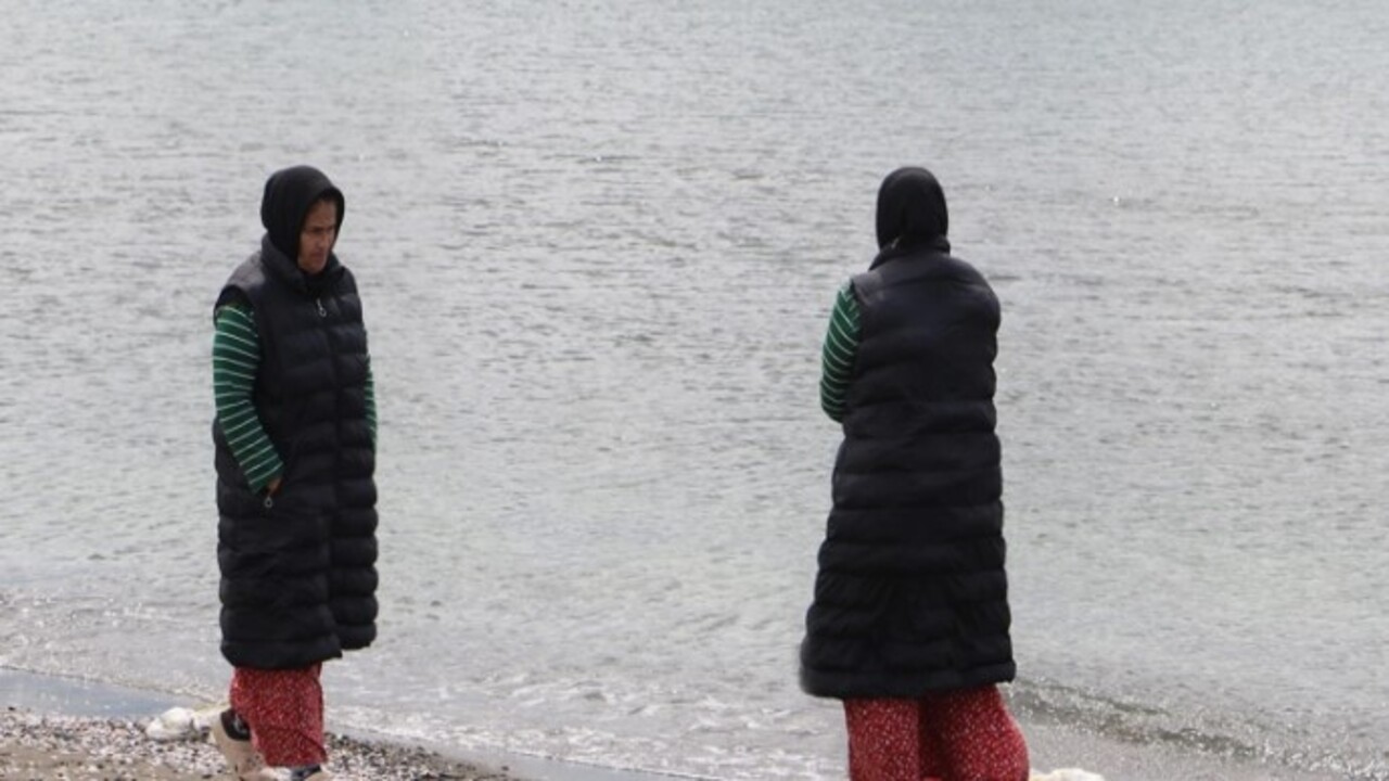 Umudunu hiç yitirmedi! 132 gündür sahilde onu bekliyor