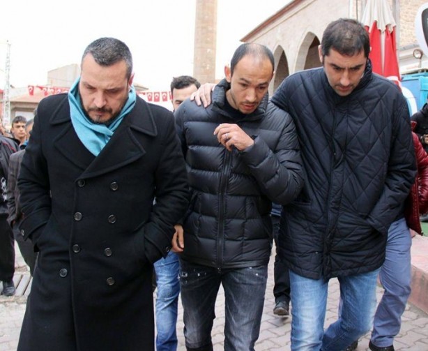 Foto - Umut Bulut'u yalnız bırakmadılar