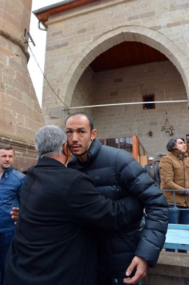 Foto - Umut Bulut'u yalnız bırakmadılar