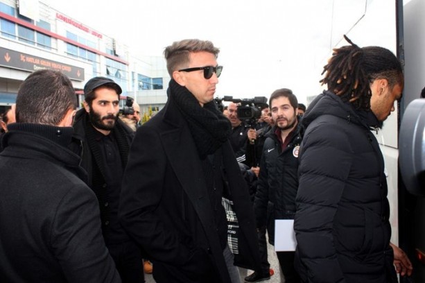 Foto - Umut Bulut'u yalnız bırakmadılar