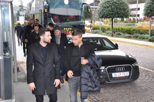 Foto - Umut Bulut'u yalnız bırakmadılar