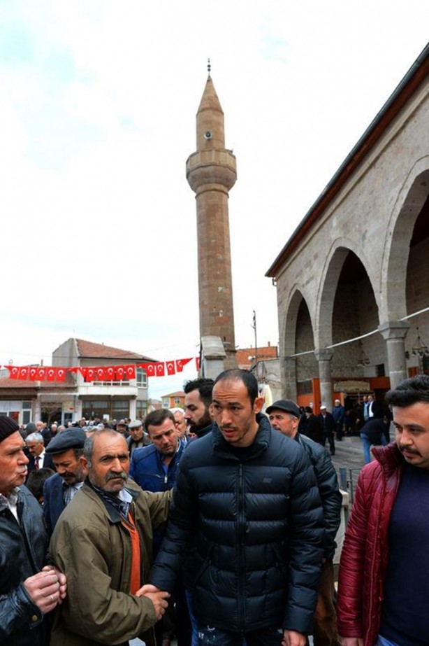 Foto - Umut Bulut'u yalnız bırakmadılar