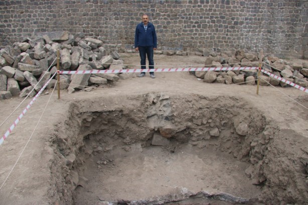 Foto - UNESCO’nun listesinde yer alıyor! Gün yüzüne çıktı: 5 bin yıllık surlara ilişkin yeni bulgular