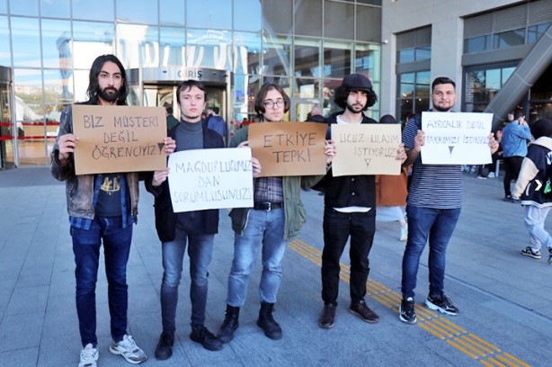 Foto - Üniversite öğrencileri, Edirne Belediyesi’ni topa tuttu... 43 bin üniversite öğrencisi ETUS’tan hakkını istiyor: Müşteri değil, öğrenciyiz