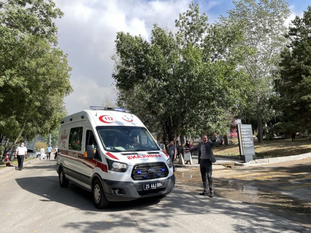 Foto - Üniversitede yangın! Vali'den açıklama