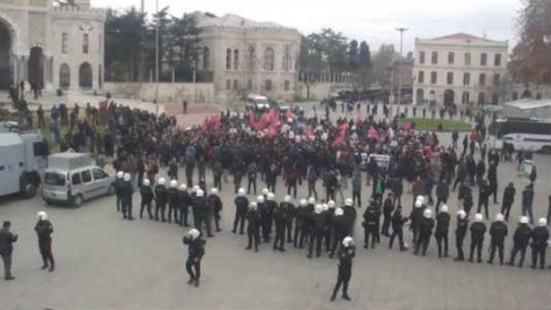 Foto - Üniversiteli Müslümanlar kıyamda