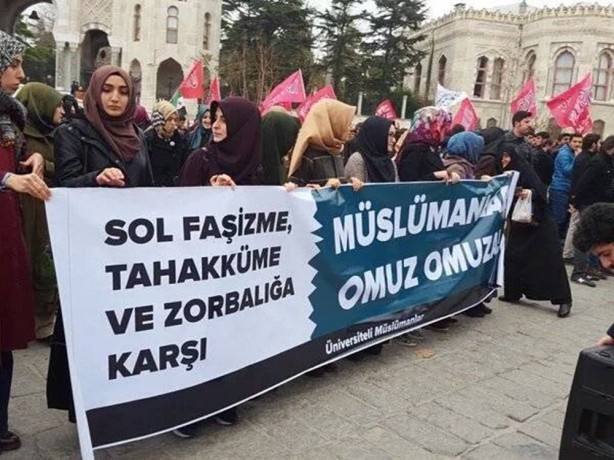 Üniversiteli Müslümanlar kıyamda