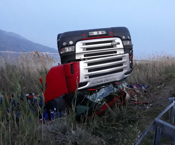 Foto - Üniversitelilerin otostop macerası acı bitti