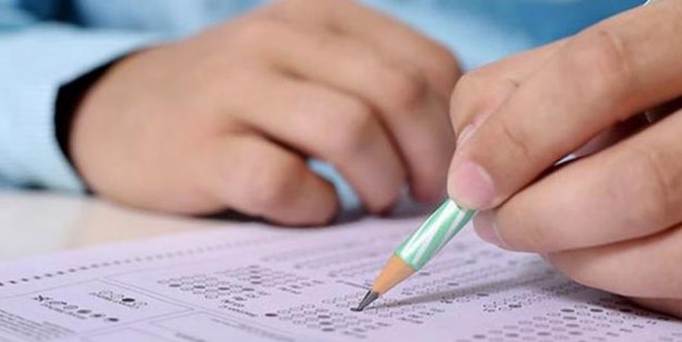 Foto - Üniversiteyi kazanmak için kaç net gerekir? 2 yıllık 4 yıllık üniversite tercihi için kaç net olmalı?