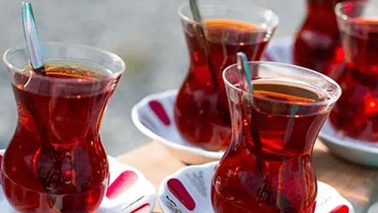 Foto - Ünlü 4 çay markası ifşa oldu! Çaya gıda boyası katıyorlarmış