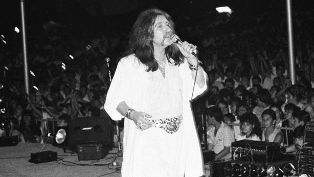 Foto - Ünlü araştırmacıdan Barış Manço iddiası! 'O şarkısı bir mesaj veriyor! Önemli bir duyuruyu yapacakken öldürüldü'