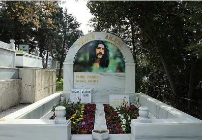 Foto - Ünlü araştırmacıdan Barış Manço iddiası! 'O şarkısı bir mesaj veriyor! Önemli bir duyuruyu yapacakken öldürüldü'