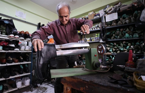 Foto - Ünlü ayakkabı fabrikası iflas etti! Sahibi pes etmedi, öyle bir şey yaptı ki...