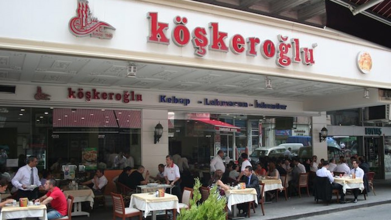 Ünlü baklavacı Köşkeroğlu hakkında gündemi sarsacak iddia: Gizlice karşılıklı anlaştılar