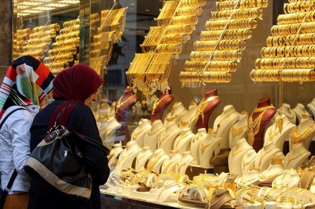 Ünlü banka altının 31 Aralık'ta göreceği rakamı açıkladı! Duyan maalesef kuyumcuya koşacak