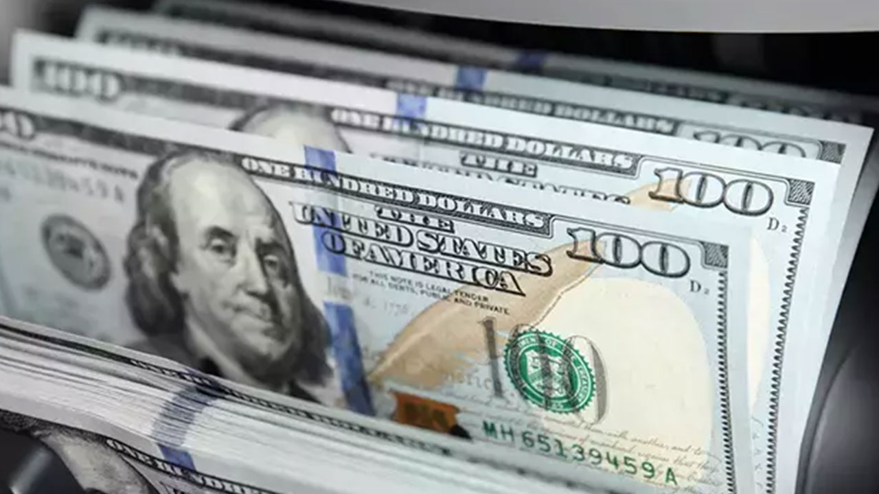Ünlü banka dolar tahminini duyurdu: Kur 4 lira değişecek