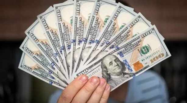 Foto - Ünlü banka dolar tahminini duyurdu: TL kazandırmaya başladı, dolar o rakamı görecek
