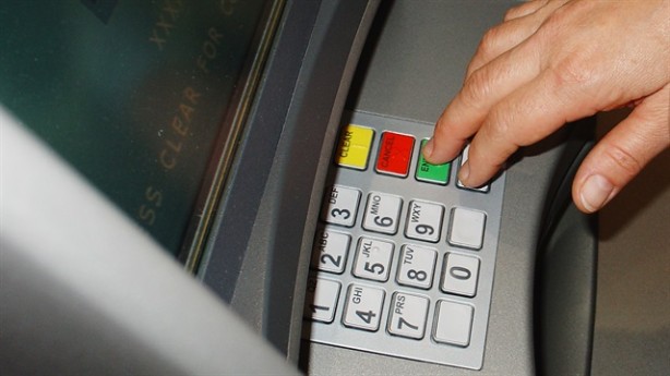 Foto - Ünlü banka, rakip banka tarafından satın alındı! Milyonlarca insan mağdur oldu