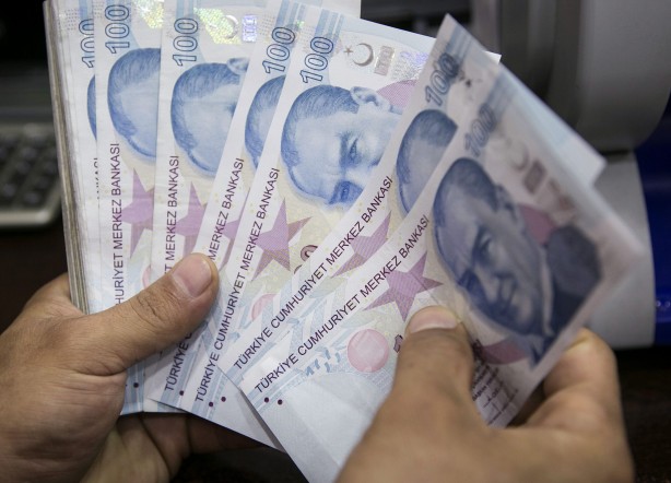 Foto - Ünlü bankadan yatırımcılarına uyarı: Daha fazla TL alın