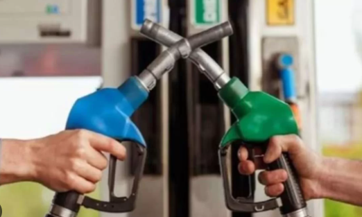 Foto - Ünlü ekonomist akaryakıt fiyatlarıyla ilgili herkesi üzecek haberi verdi! Maalesef bu olacak