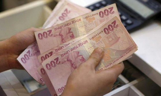 Foto - Ünlü ekonomist emekli maaşlarıyla ilgili son kulis bilgisini paylaştı: 4500 lira olacak