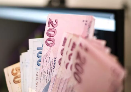 Ünlü ekonomist milyonlarca emekliye 'geliyor' diyerek müjdeyi verdi! Haydi hayırlı olsun