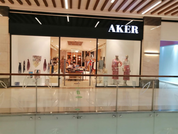 Foto - Ünlü eşarp markası Aker hakkında beklenmedik karar! Resmen duyuruldu