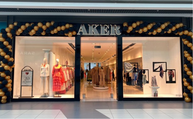 Ünlü eşarp markası Aker hakkında beklenmedik karar! Resmen duyuruldu