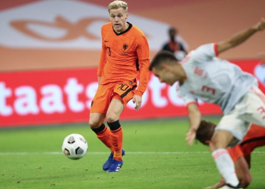 Foto - Ünlü gazeteci açıkladı! Fenerbahçe ve Galatasaray yıldız ismi istiyordu ama...