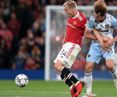 Foto - Ünlü gazeteci açıkladı! Fenerbahçe ve Galatasaray yıldız ismi istiyordu ama...