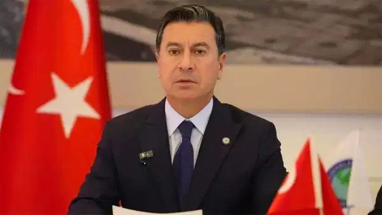 Foto - Ünlü gazeteci açıkladı! O büyükşehir belediye başkanı AK Parti’ye mi geçiyor? 