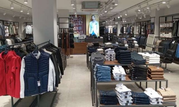 Ünlü giyim markası iflas etti! 107 mağazayı apar topar kapatacaklar