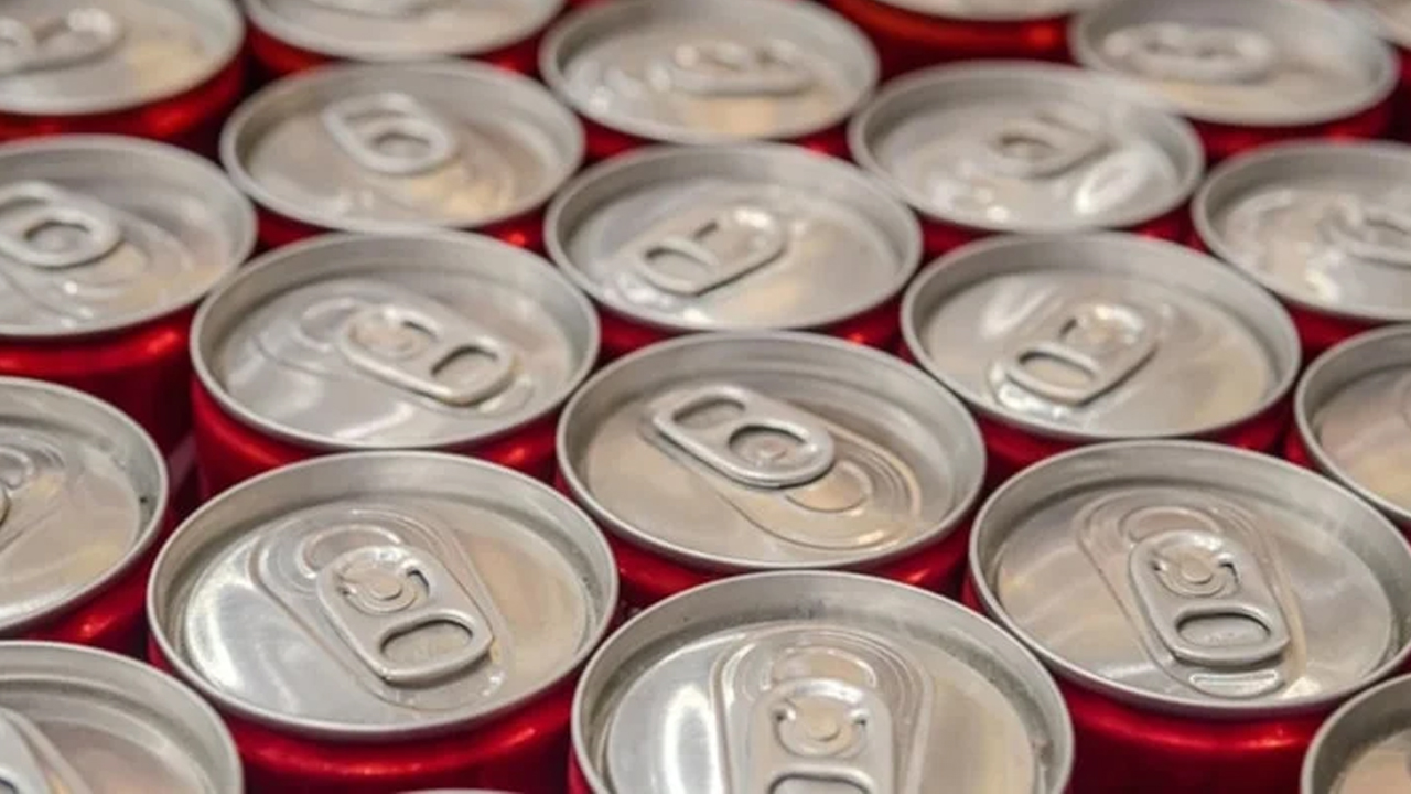 Ünlü içecek markası dev rakibini satın alıyor: Dev satış olayı gündem oldu