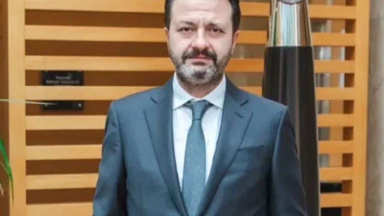 Foto - Ünlü iş adamı trafik kazasında hayatını kaybetti