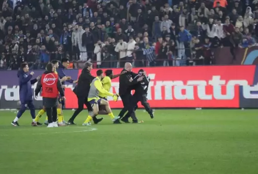 Foto - Ünlü isim konuştu: Kritik uyarıyı yaptı... Açıklama geldi: Buluşmayı iptal etti, artık olmayacağız İşte kritik detaylar...