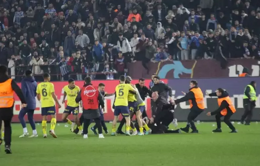 Foto - Ünlü isim konuştu: Kritik uyarıyı yaptı... Açıklama geldi: Buluşmayı iptal etti, artık olmayacağız İşte kritik detaylar...