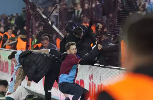 Foto - Ünlü isim konuştu: Kritik uyarıyı yaptı... Açıklama geldi: Buluşmayı iptal etti, artık olmayacağız İşte kritik detaylar...