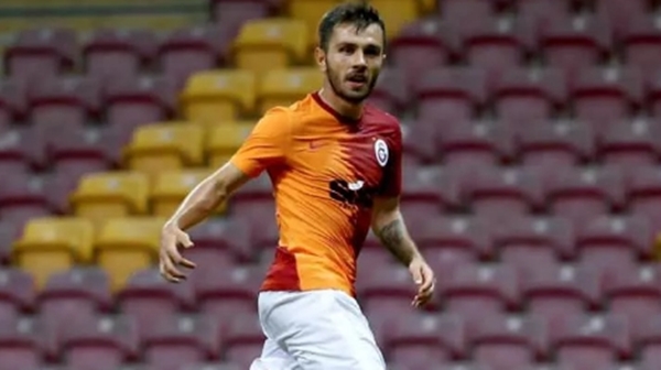 Foto - Ünlü isimlerden deprem yardımı! Milyonları aştı