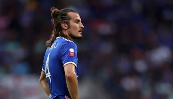 Foto - Ünlü isimlerden deprem yardımı! Milyonları aştı