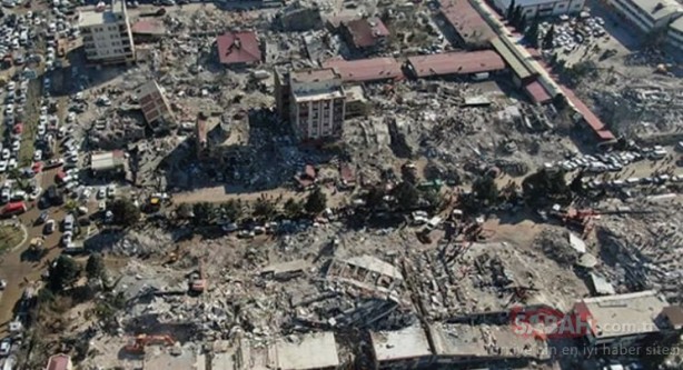 Foto - Ünlü isimlerden minik depremzedelere moral desteği