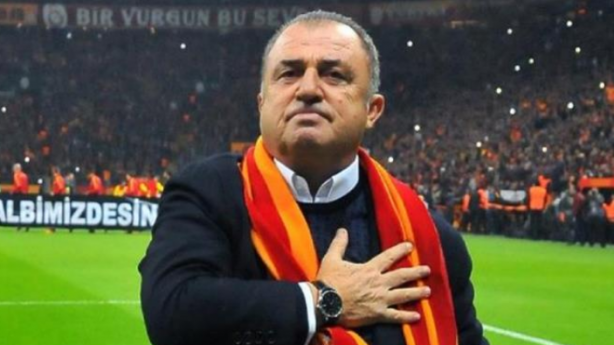 Foto - Ünlü isimleri dolandırdı diye iddia edildi! Herkes konuşuyor: Yeni detaylar ortaya çıktı! Tüm parasını oraya bıraktı