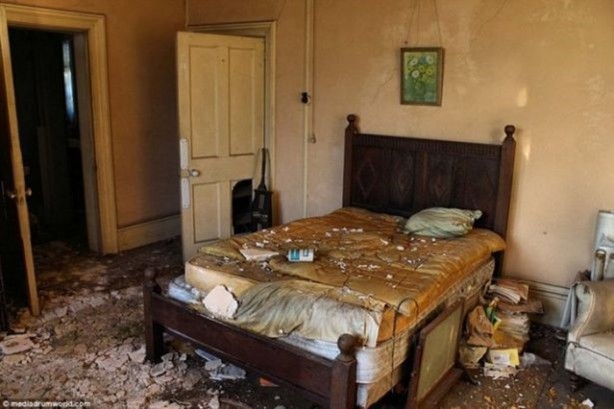 Foto - Ünlü isimlerin harabeye dönen evleri