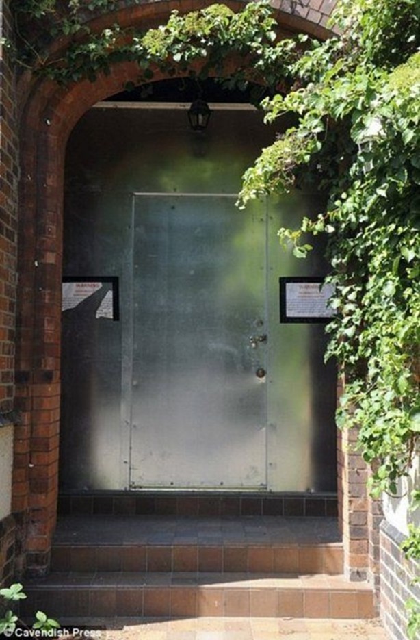 Foto - Ünlü isimlerin harabeye dönen evleri