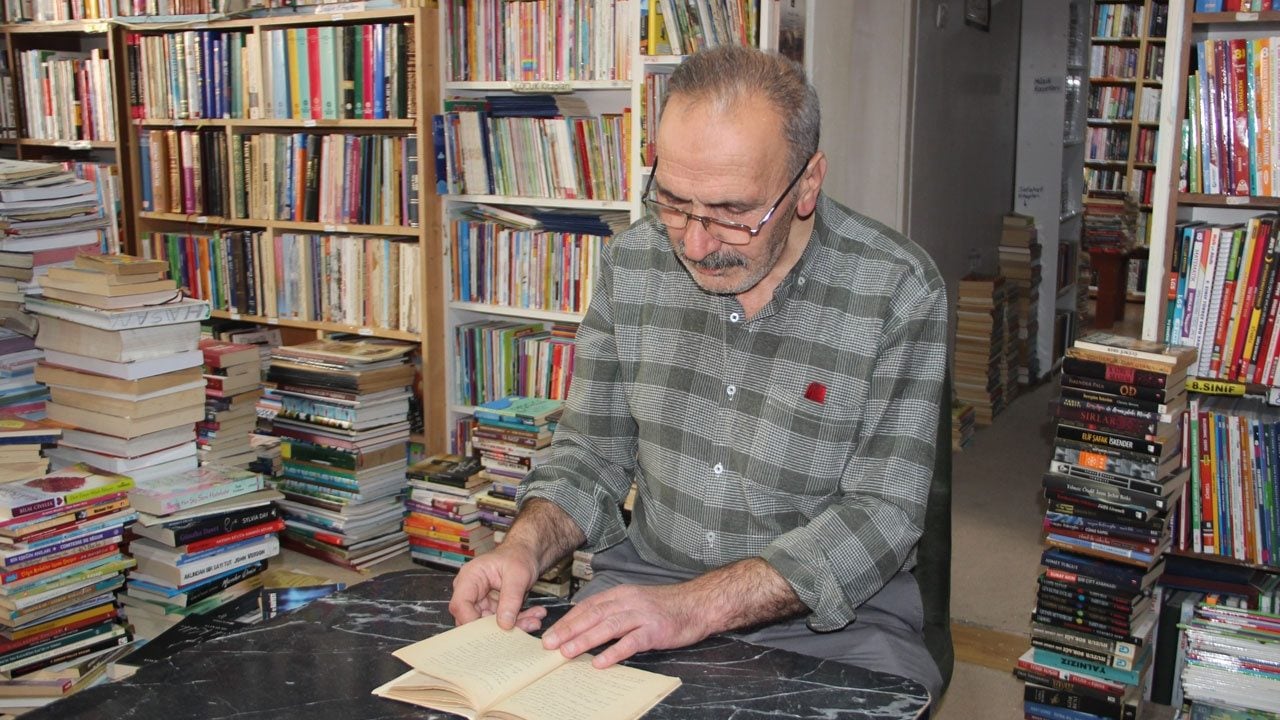 Foto - Ünlü kitabın Osmanlıca baskısı bulundu! 98 yıllık nadir eser o ilimizdeki sahafta ortaya çıktı