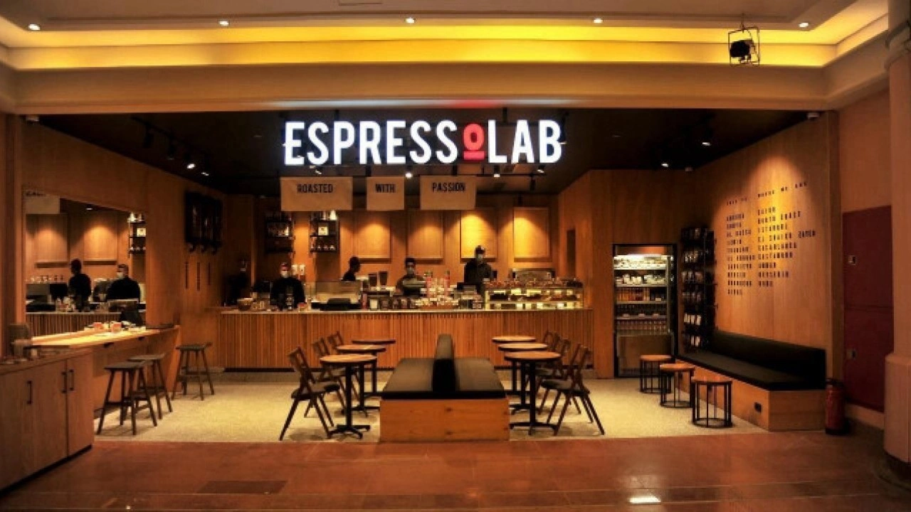 Foto - Ünlü marka para verip boykot listesinden çıktı: Kimse mi yadırgamıyor bunu?