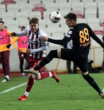 Foto - Ünlü menajerler devreye girdi ve: O isimlerin üstü neden çizildi! Şok karar, Transfer kararı olabilir ama...