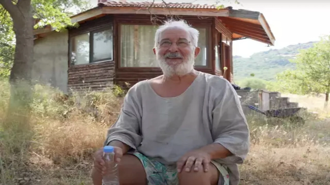 Foto - Ünlü oyuncu Ali Sürmeli’nin evi herkesi şaşırttı! Kimse bunu yaptığına inanamıyor