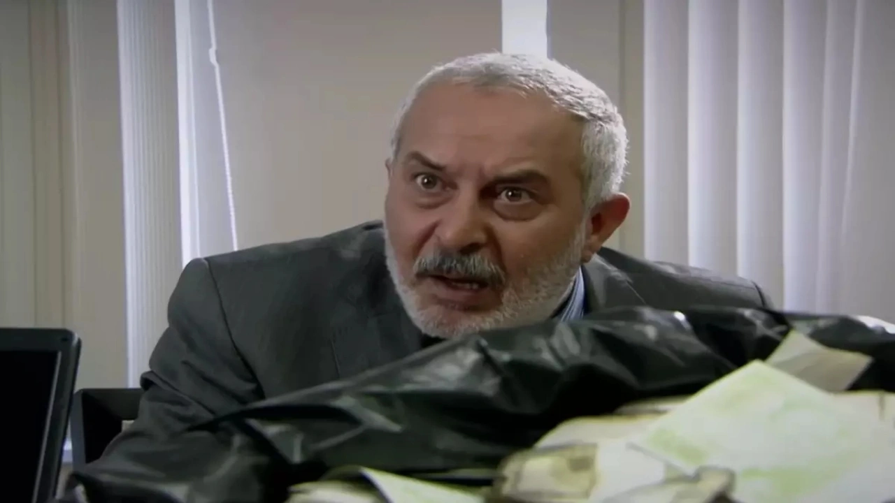 Ünlü oyuncu Ali Sürmeli’nin evi herkesi şaşırttı! Kimse bunu yaptığına inanamıyor